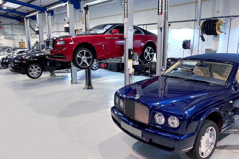 Modern Rolls-Royce and Bentley Servicing at Frank Dale