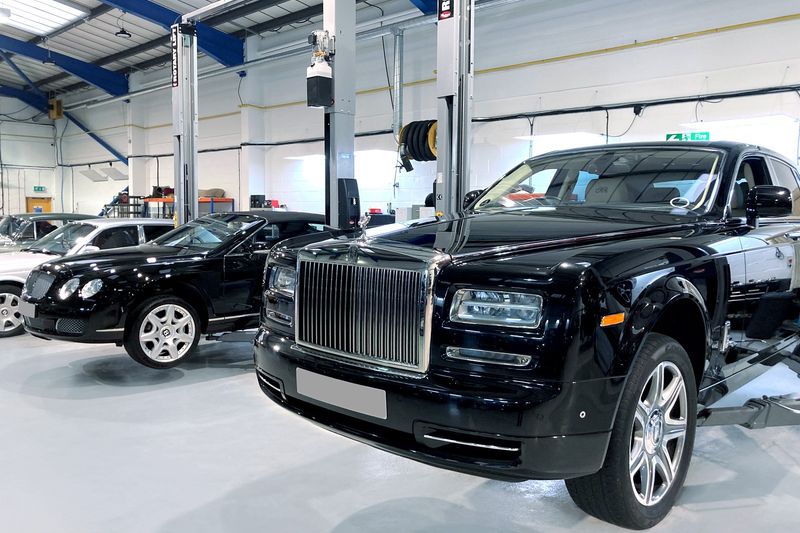 Modern Rolls-Royce and Bentley Servicing at Frank Dale