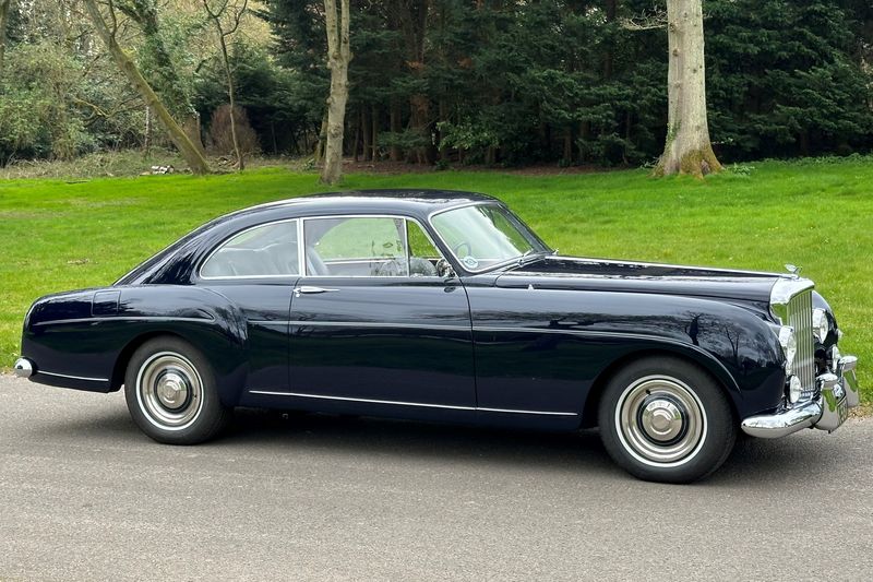 1956 Bentley S1 Continental Fastback
by H.J.Mulliner