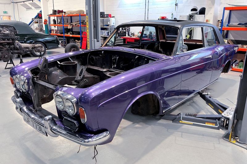 Frank Dale 1970 Rolls-Royce Corniche Coupe by Mulliner/Park Ward Restoration Case Study