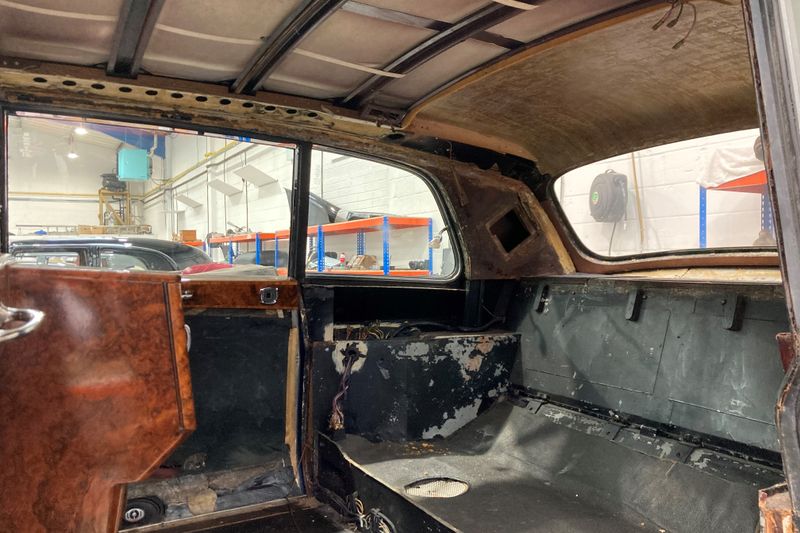 Frank Dale 1969 Rolls-Royce Phantom VI Limousine by Mulliner/Park Ward Restoration Case Study