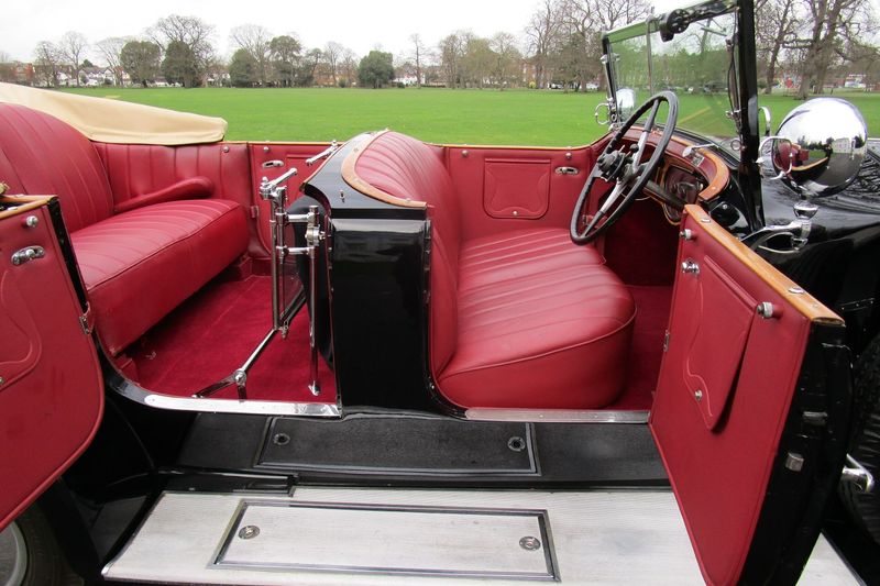 1931 Rolls-Royce Phantom II by Barker