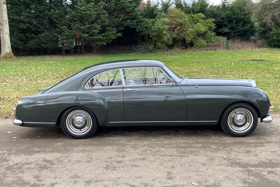 1957 Bentley S1 Continental
by H.J.Mulliner