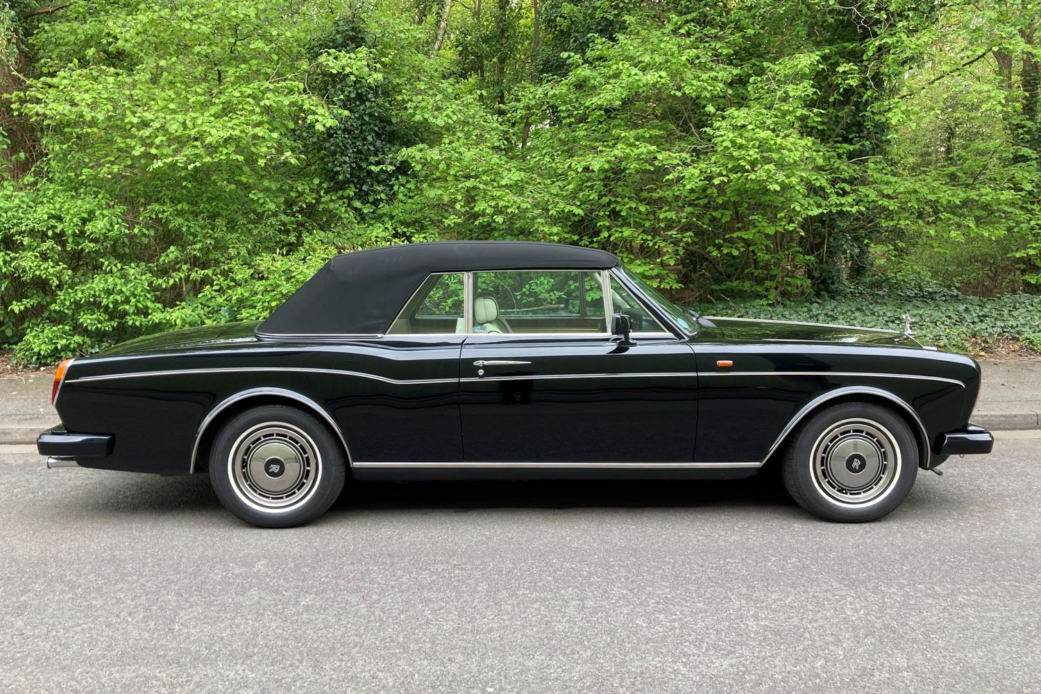 1990 Rolls-Royce Corniche by Mulliner/Park Ward