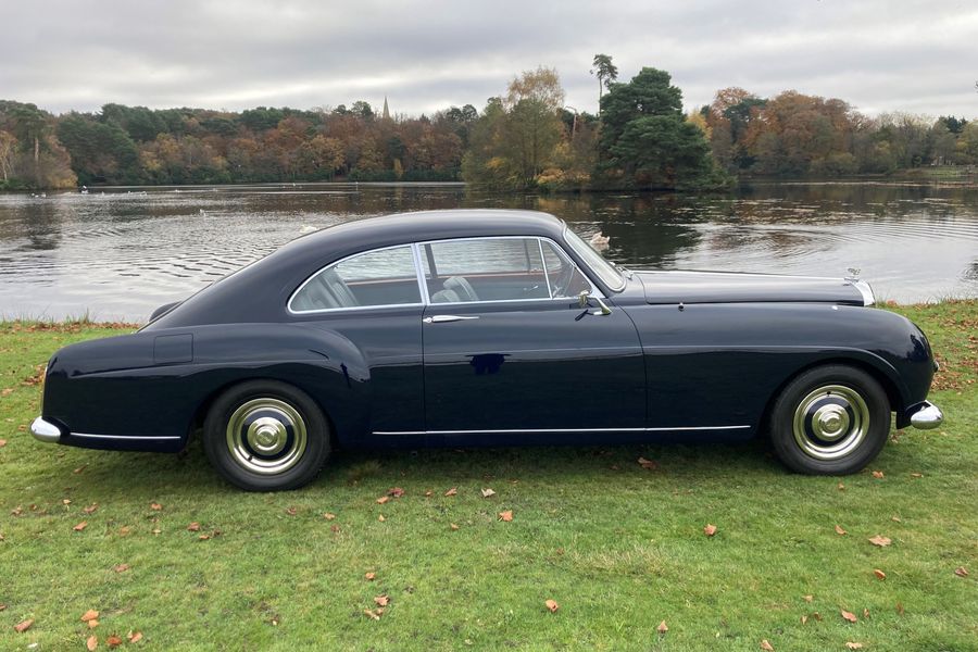 1957 Bentley S1 Continental
by H.J.Mulliner