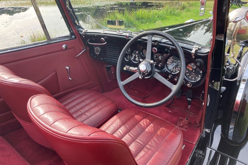 1937 Bentley 4 1/4 Litre by Hooper