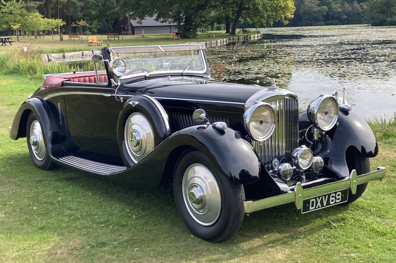 1937 Bentley 4 1/4 Litre by Hooper