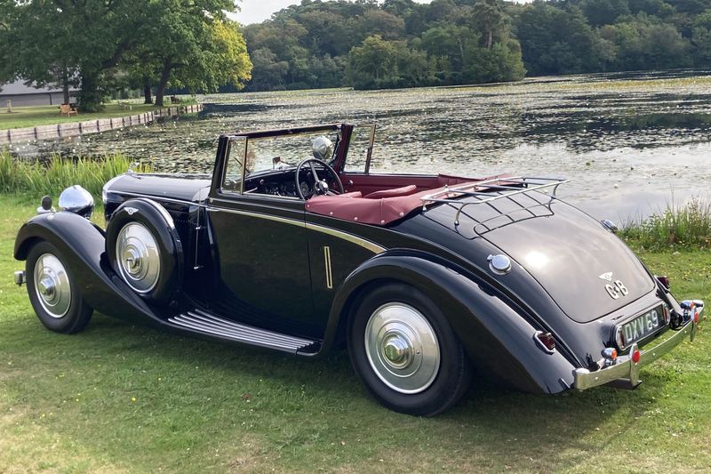 1937 Bentley 4 1/4 Litre by Hooper