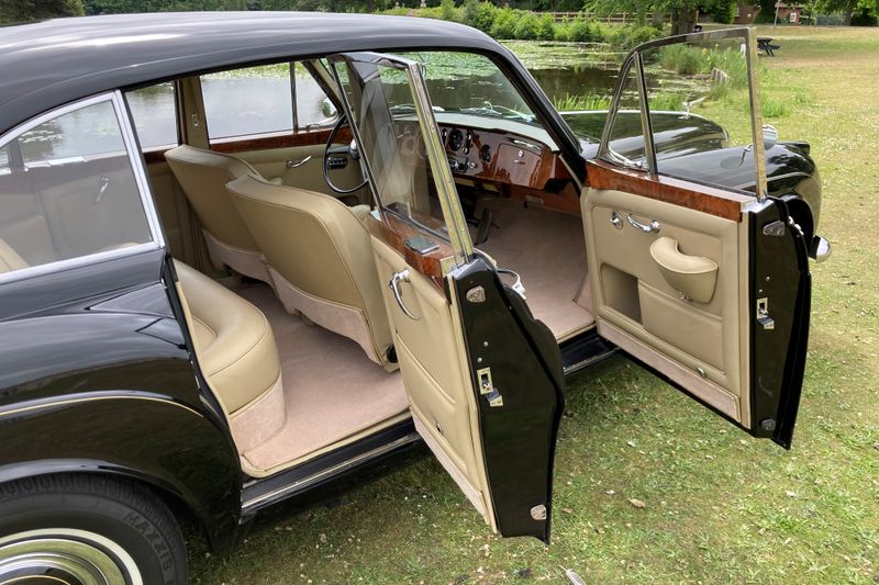 1960 Bentley S2 Continental by H.J.Mulliner (Left Hand Drive)