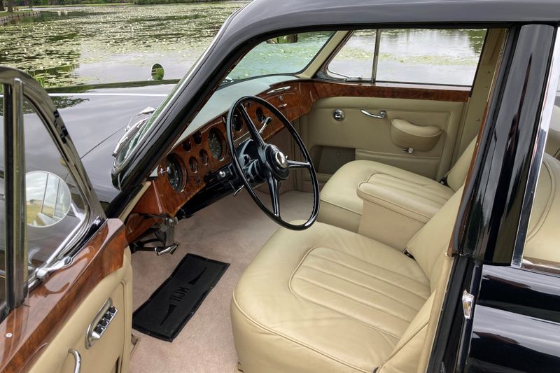 1960 Bentley S2 Continental by H.J.Mulliner (Left Hand Drive)