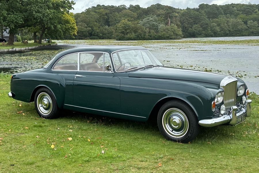 1963 Bentley S3 Continental
by Mulliner/Park Ward