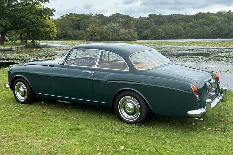 1963 Bentley S3 Continental by Mulliner/Park Ward