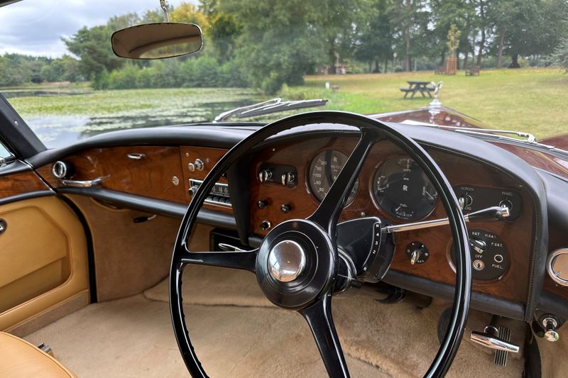 1964 Rolls-Royce Silver Cloud III by Mulliner/Park Ward