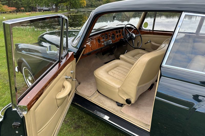 1960 Bentley S2 Continental by H.J.Mulliner