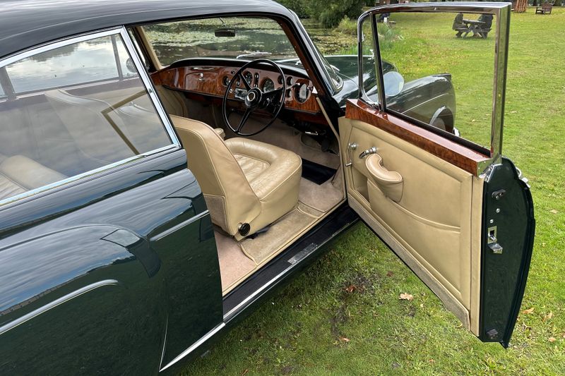 1960 Bentley S2 Continental by H.J.Mulliner