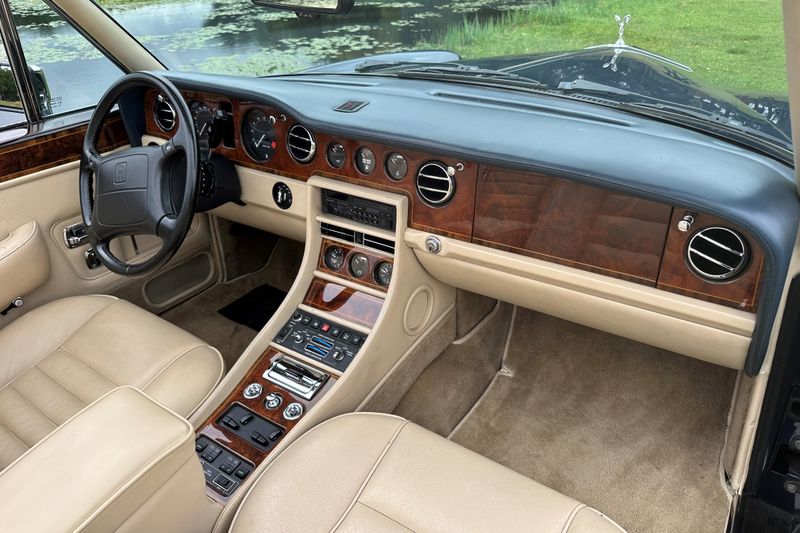 1994 Rolls-Royce Corniche (Series IV) by Mulliner/Park Ward (Left Hand Drive)