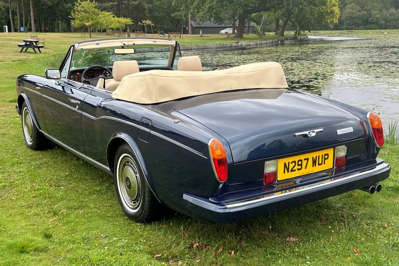 1994 Rolls-Royce Corniche (Series IV) by Mulliner/Park Ward (Left Hand Drive)