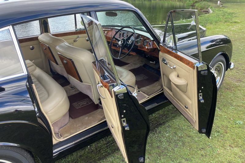 1965 Rolls-Royce Silver Cloud III by Mulliner/Park Ward