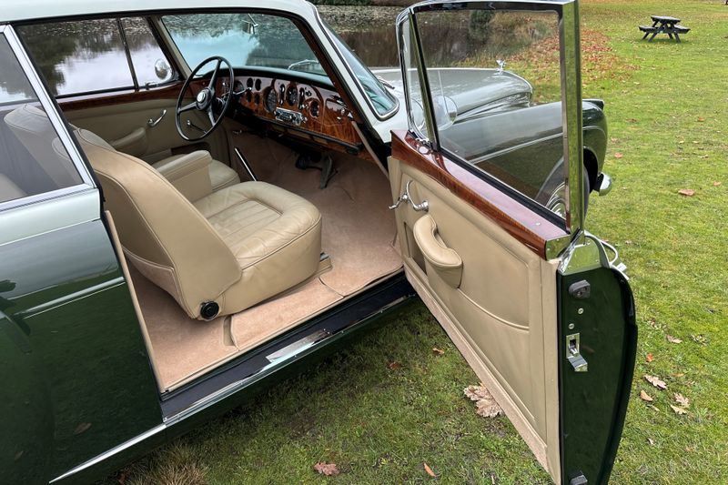 1961 Bentley S2 Continental by H.J.Mulliner (Left Hand Drive)