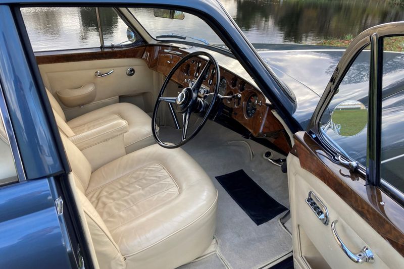 1963 Bentley S3 Continental by Mulliner/Park Ward