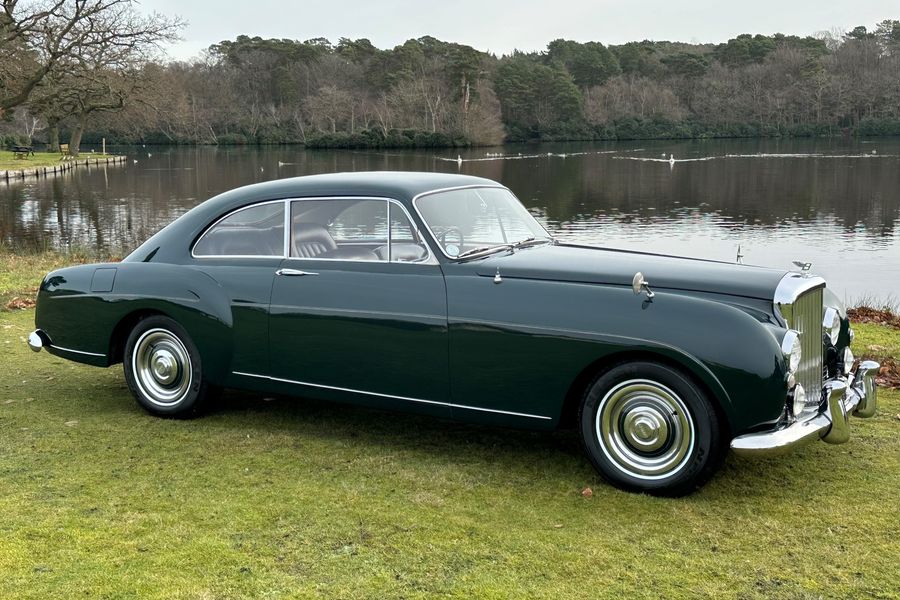 1957 Bentley S1 Continental
by H.J.Mulliner