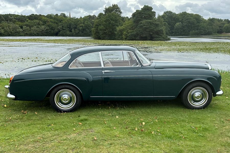 1963 Bentley S3 Continental
by Mulliner/Park Ward