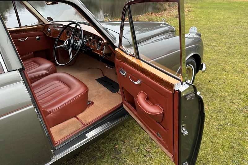 1961 Bentley S2 Continental by H.J.Mulliner