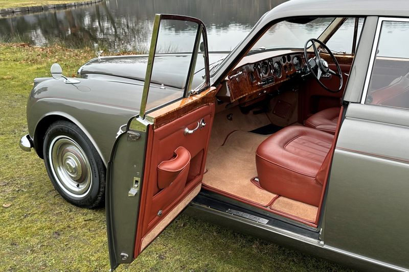 1961 Bentley S2 Continental by H.J.Mulliner