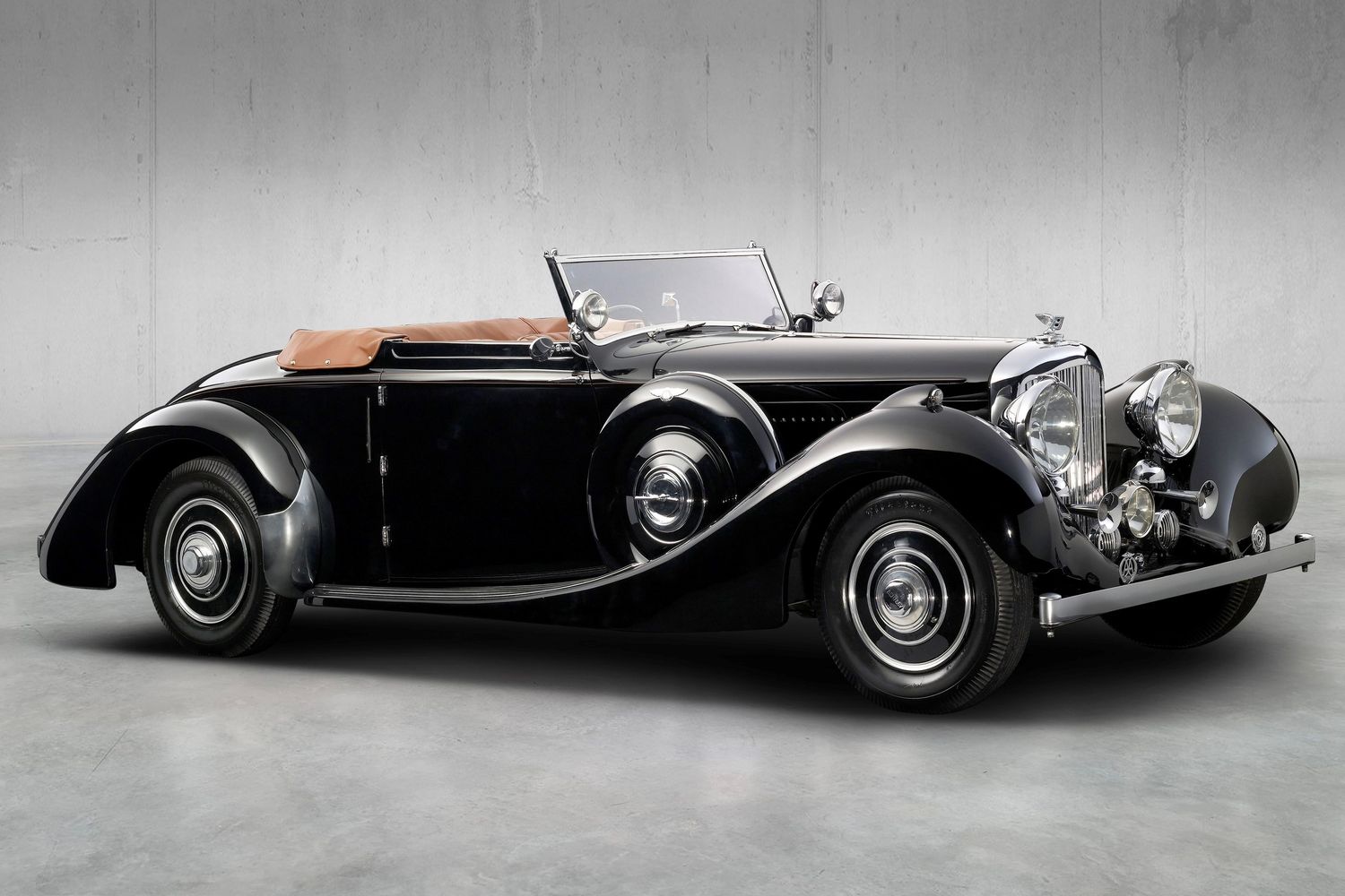 1938 Bentley 4 1/4 Litre Overdrive by Carlton