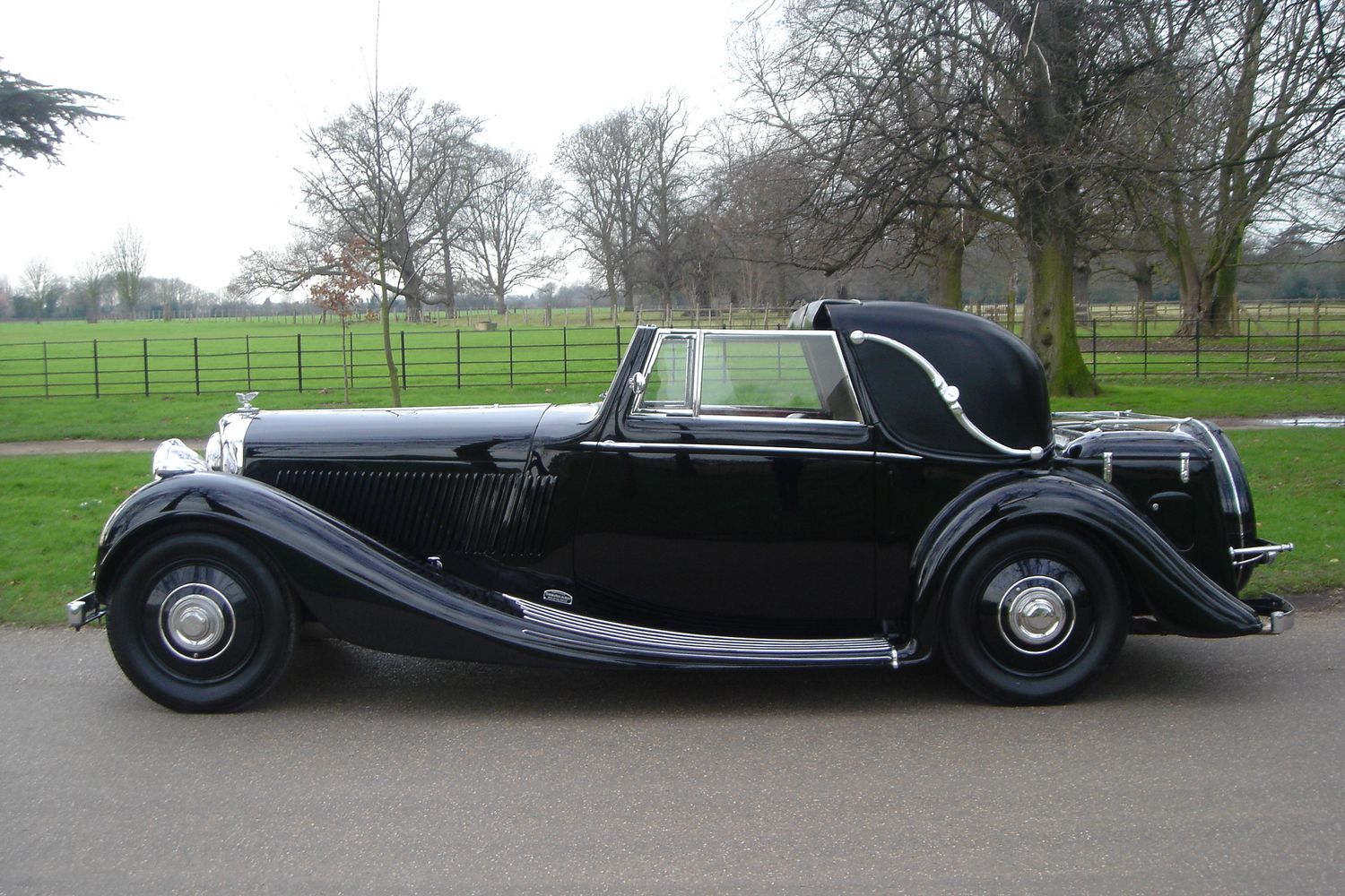 1938 Bentley 4 1/4 Litre by Erdmann & Rossi