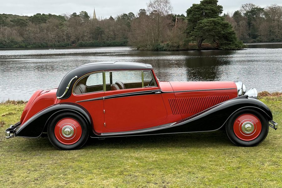 1936 Bentley 4 1/4 Litre
by Vanden Plas