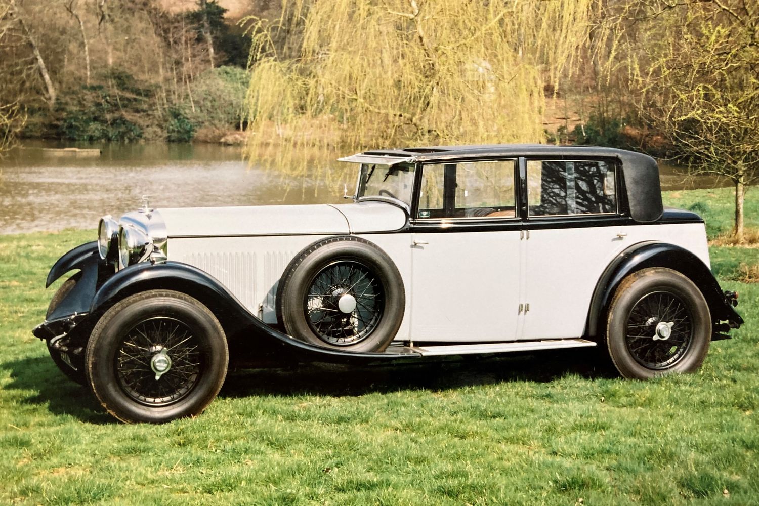 1931 Bentley 8 Litre by H.J.Mulliner