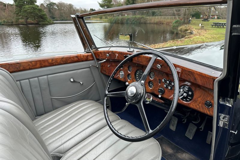 1936 Rolls-Royce Phantom III by Freestone & Webb