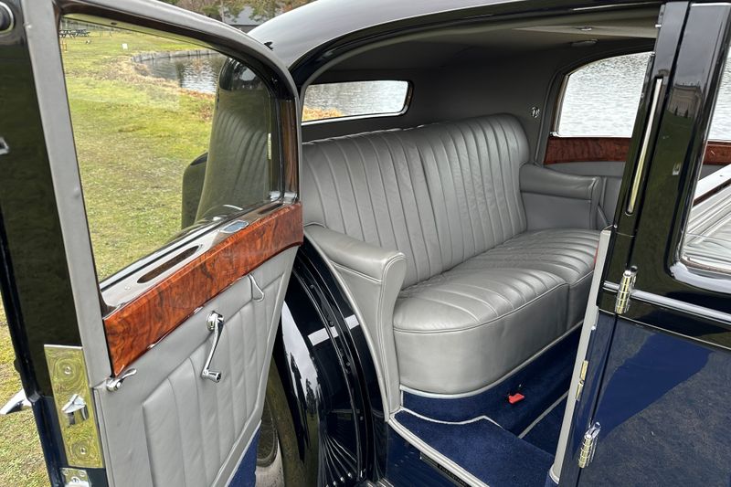 1936 Rolls-Royce Phantom III by Freestone & Webb