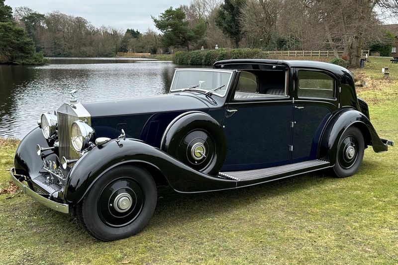 1936 Rolls-Royce Phantom III by Freestone & Webb