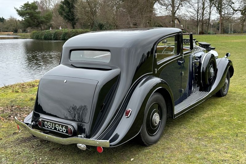 1936 Rolls-Royce Phantom III by Freestone & Webb