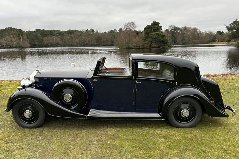 1936 Rolls-Royce Phantom III by Freestone & Webb