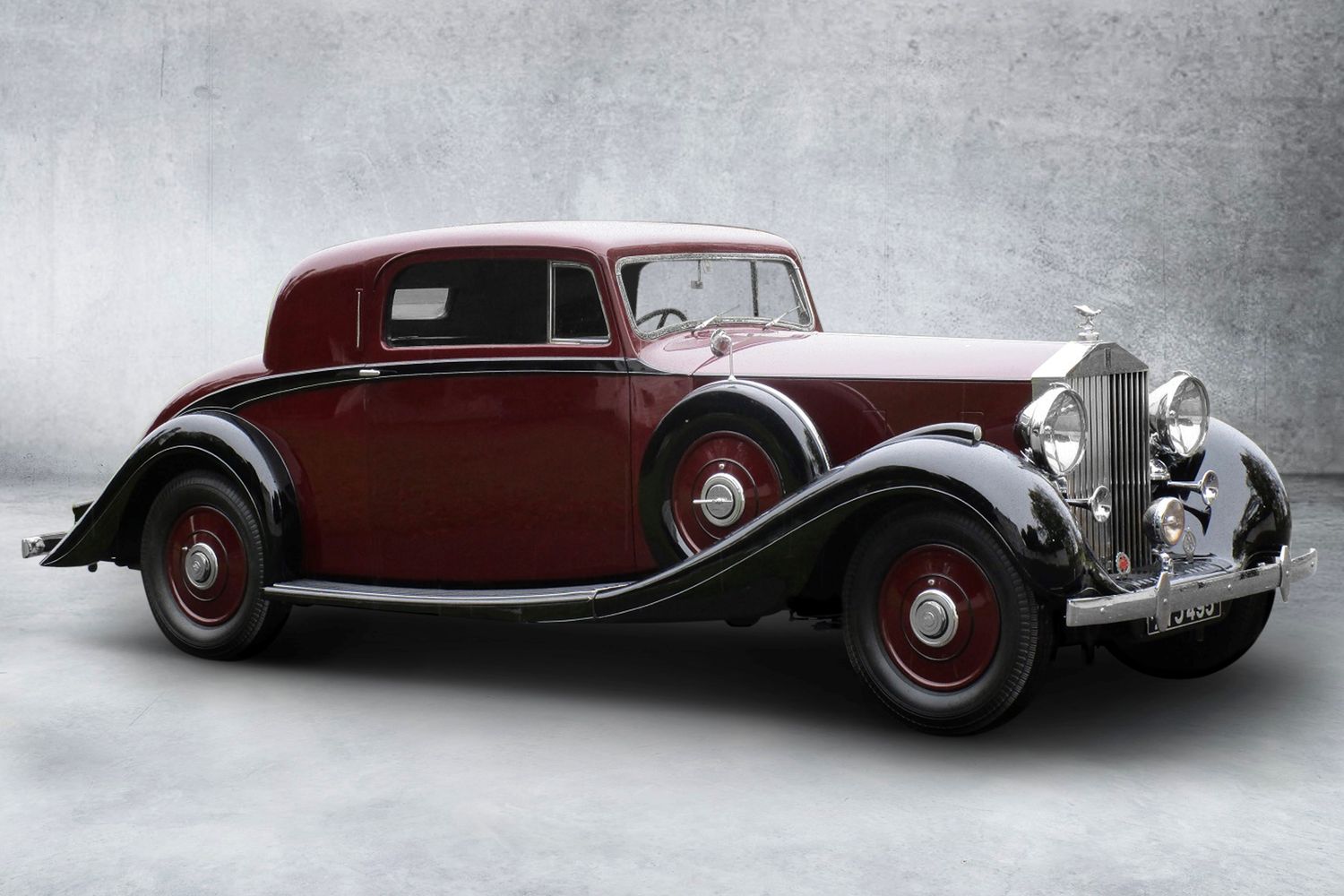 1938 Rolls-Royce Phantom III by Hooper