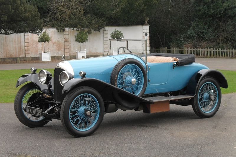 Frank Dale Bentley 3 Litre Model Guide