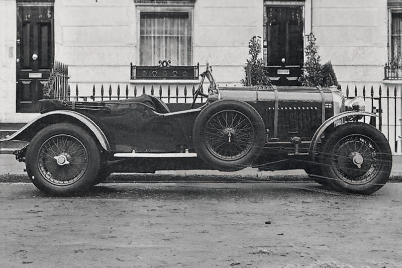 Frank Dale Bentley 4 ½ Litre Model Guide