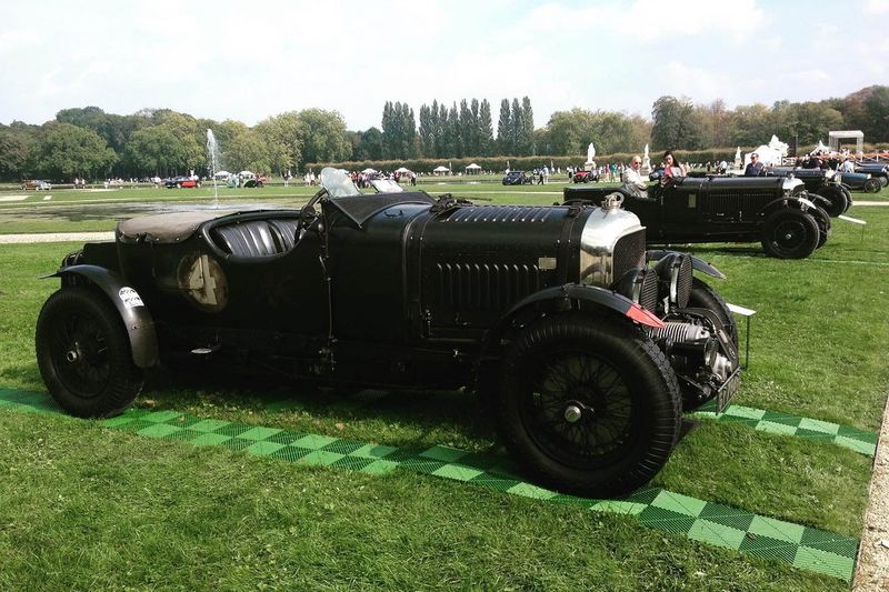 Frank Dale Bentley 4 ½ Litre Model Guide