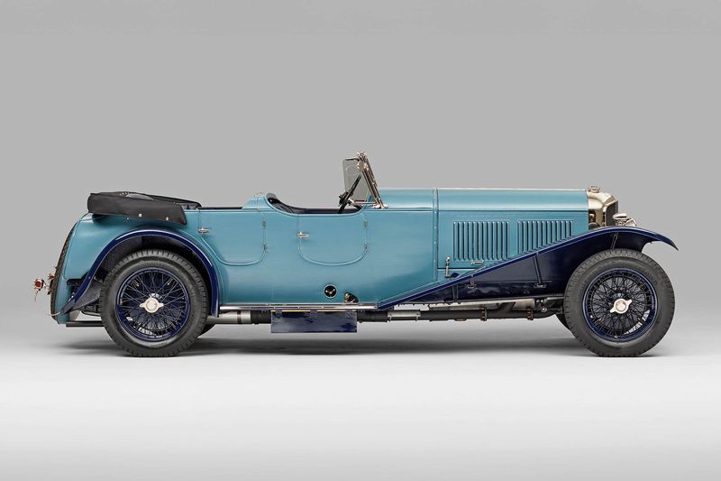 Frank Dale Bentley 6 ½ Litre & Speed Six Model Guide