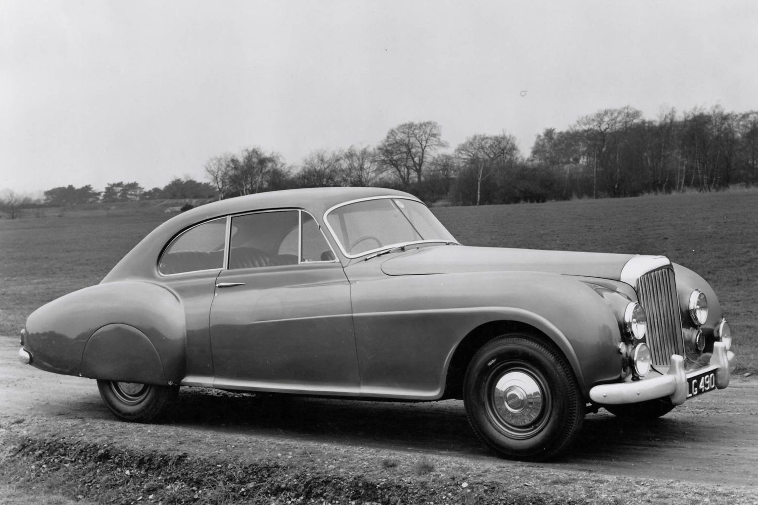 Frank Dale Bentley R Type & R Type Continental Model Guide