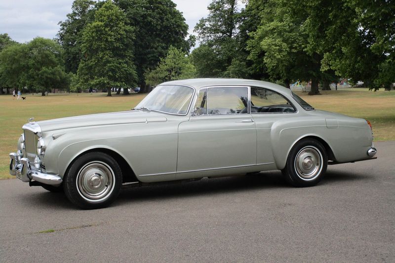 Frank Dale Bentley S2 & S2 Continental Model Guide